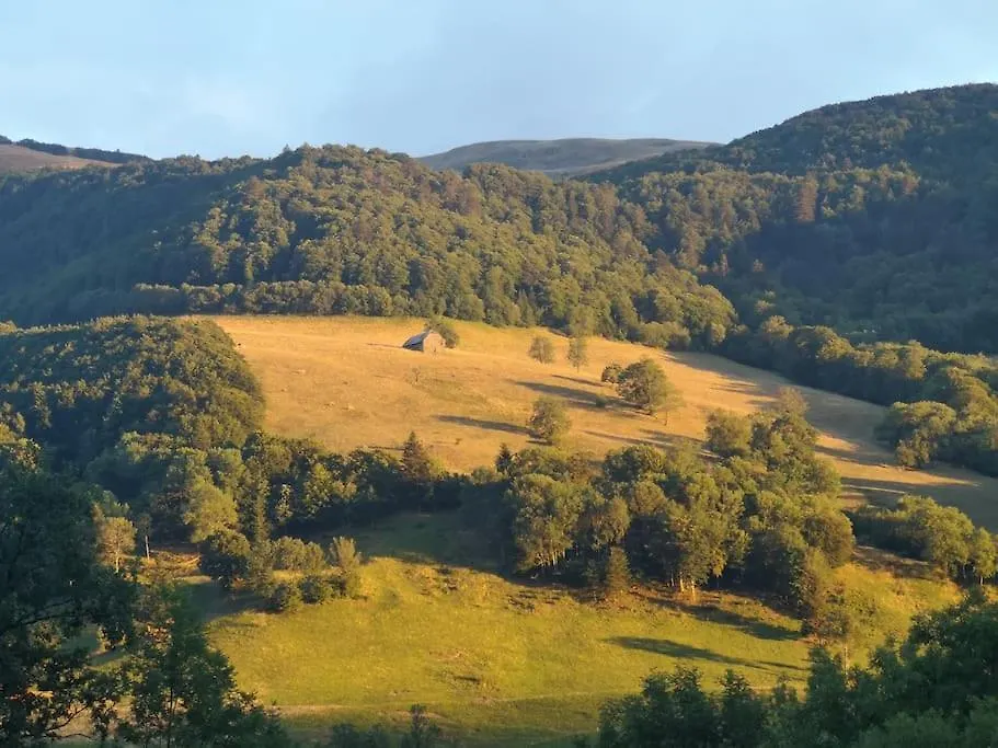 Charmant Gite De Montagne Avec Cheminee Saint-Paul-de-Salers 0*,  France
