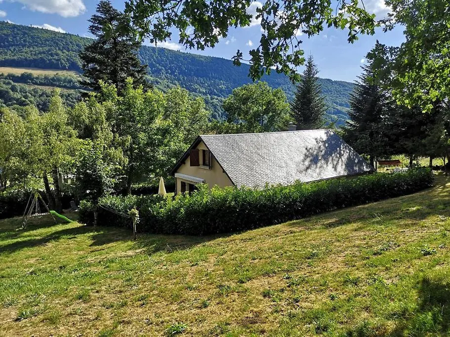 Charmant Gite De Montagne Avec Cheminee Saint-Paul-de-Salers 0*,