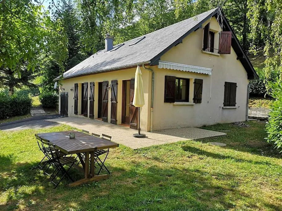 Holiday home Charmant Gite De Montagne Avec Cheminee Saint-Paul-de-Salers France